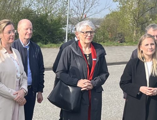 Staatssekretärin Carstens zu Besuch im Businesspark Elbufer in Wedel